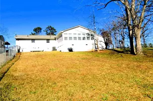 4880 Pea Ridge Rd, Cornelia, GA 30531 - Photo 29