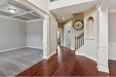 9115 Hannahs Crossing Drive, Gainesville, GA 30506 - Photo 7