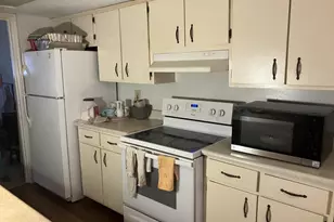 6354 Shannon Pkwy, Union City, GA 30291 - Photo 3