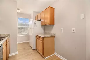 6174 Field Stone Dr, Douglasville, GA 30134 - Photo 3