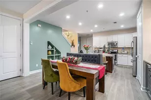 6084 Holly Pk Ln SE, Mableton, GA 30126 - Photo 9