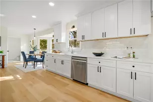 2110 Hunters Ridge Dr, Lawrenceville, GA 30044 - Photo 9