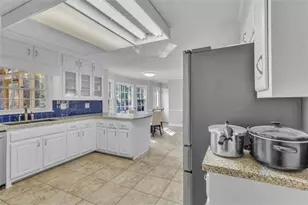 591 Battersea Dr, Lawrenceville, GA 30044 - Photo 5