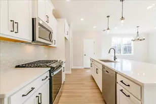 233 Bluffington Wy, Marietta, GA 30066 - Photo 5