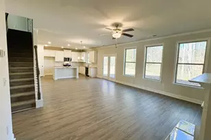 525 Paces Dr, Lithia Springs, GA 30122 - Photo 9