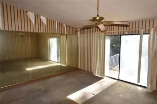 2238 Leslie Brook Dr, Decatur, GA 30035 - Photo 11