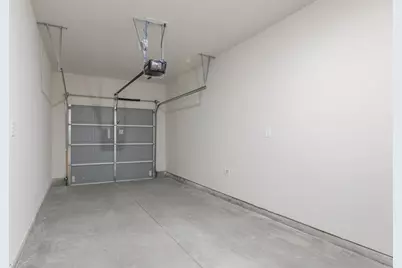 2064 Crossing Rd, Stone Mountain, GA 30088 - Photo 37