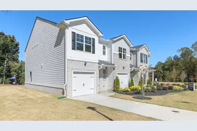 2068 Crossing Rd, Stone Mountain, GA 30088 - Photo 3