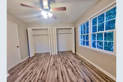 321 Tarragon Way SW, Atlanta, GA 30331 - Photo 9