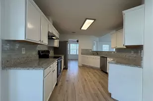 3720 Crescent Walk Ln, Suwanee, GA 30024 - Photo 11