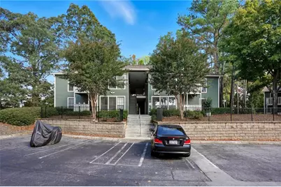 4628 Vinings Central Run SE #126, Atlanta, GA 30339 - Photo 3