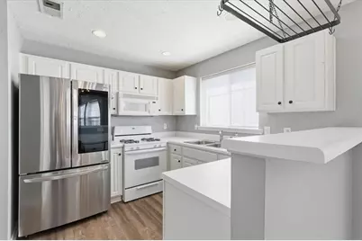 156 W Oaks Place, Woodstock, GA 30188 - Photo 9