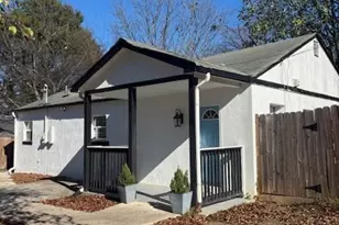 1076 Grant Way SE, Atlanta, GA 30315 - Photo 1