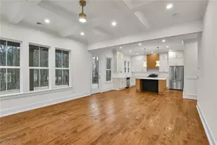 3367 Dodson Dr Connec, East Point, GA 30344 - Photo 17