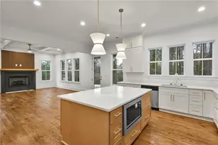 3367 Dodson Dr Connec, East Point, GA 30344 - Photo 11