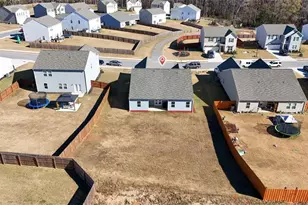 706 Bentwater Wy, Hoschton, GA 30548 - Photo 25