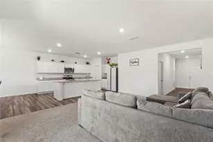 706 Bentwater Wy, Hoschton, GA 30548 - Photo 5