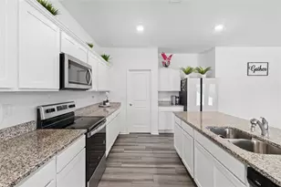 706 Bentwater Wy, Hoschton, GA 30548 - Photo 9