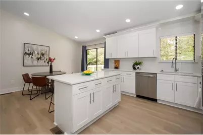 2432 Mistletoe Lane, Snellville, GA 30039 - Photo 7