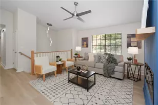 2432 Mistletoe Ln, Snellville, GA 30039 - Photo 15