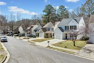 900 Melrose Park Pl, Lawrenceville, GA 30044 - Photo 25