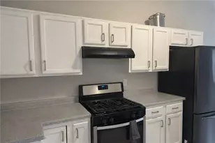 5813 Wellborn Oaks Ct, Lithonia, GA 30058 - Photo 7