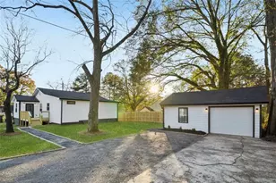 1539 Venetian Dr SW, Atlanta, GA 30311 - Photo 17