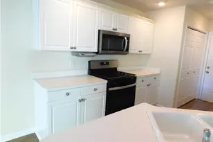 3266 Liberty Commons Dr NW, Kennesaw, GA 30144 - Photo 9