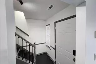 8173 Canyon Forge Dr, Riverdale, GA 30274 - Photo 5