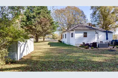 1328 S Madison Avenue S, Monroe, GA 30655 - Photo 25