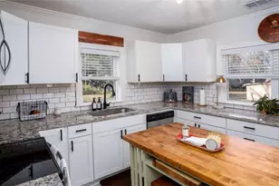 1328 S Madison Ave S, Monroe, GA 30655 - Photo 7