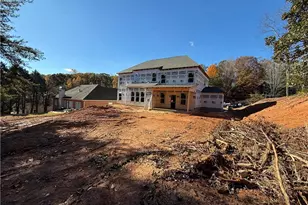 2646 Waters Edge Dr, Gainesville, GA 30504 - Photo 9