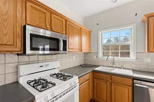 2139 Cathcart Ct, Lawrenceville, GA 30045 - Photo 13