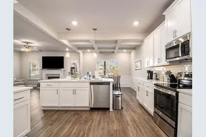 394 Greenleaf, Lilburn, GA 30047 - Photo 7