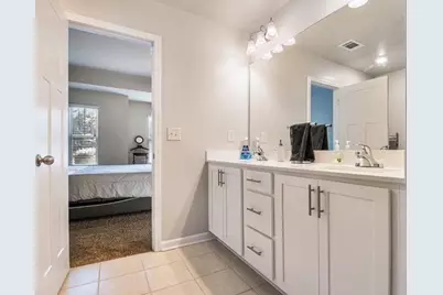 394 Greenleaf, Lilburn, GA 30047 - Photo 9