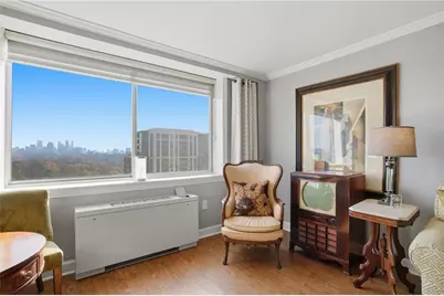 2479 Peachtree Road NE #1401, Atlanta, GA 30305 - Photo 3