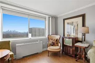 2479 Peachtree Rd NE, Atlanta, GA 30305 - Photo 3