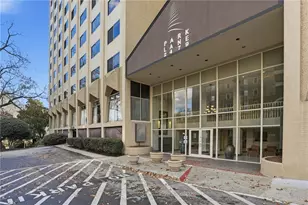 2479 Peachtree Rd NE, Atlanta, GA 30305 - Photo 25