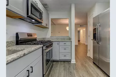 308 Wynnes Ridge Circle SE, Marietta, GA 30067 - Photo 3