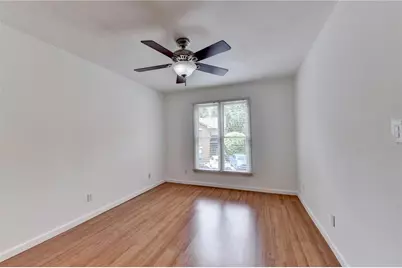 510 Garden Court, Atlanta, GA 30328 - Photo 9