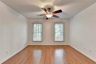 510 Garden Ct, Atlanta, GA 30328 - Photo 13