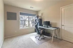 209 Braemore Mill Dr, Lawrenceville, GA 30044 - Photo 13