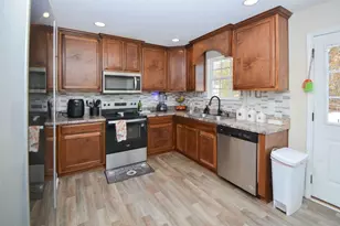 5614 Hawthorn Dr, Gillsville, GA 30543 - Photo 11