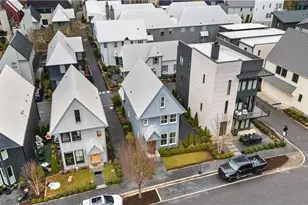 305 High St, Fayetteville, GA 30214 - Photo 3