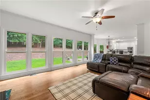 542 Fairway Dr, Woodstock, GA 30189 - Photo 27