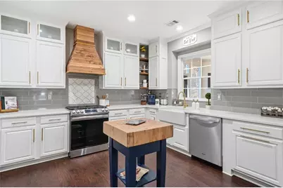 7022 Bennington Lane, Cumming, GA 30041 - Photo 9