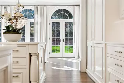 675 W Paces Ferry Road NW #13, Atlanta, GA 30327 - Photo 23