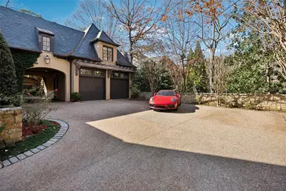 675 W Paces Ferry Road NW #13, Atlanta, GA 30327 - Photo 7