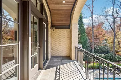 675 W Paces Ferry Road NW #13, Atlanta, GA 30327 - Photo 59