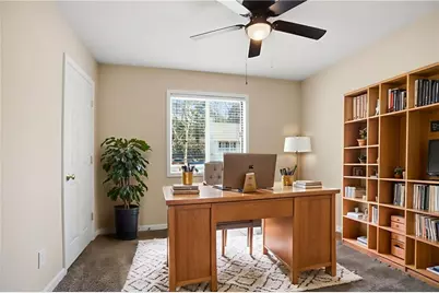 4899 Hawk Trail NE, Marietta, GA 30066 - Photo 5